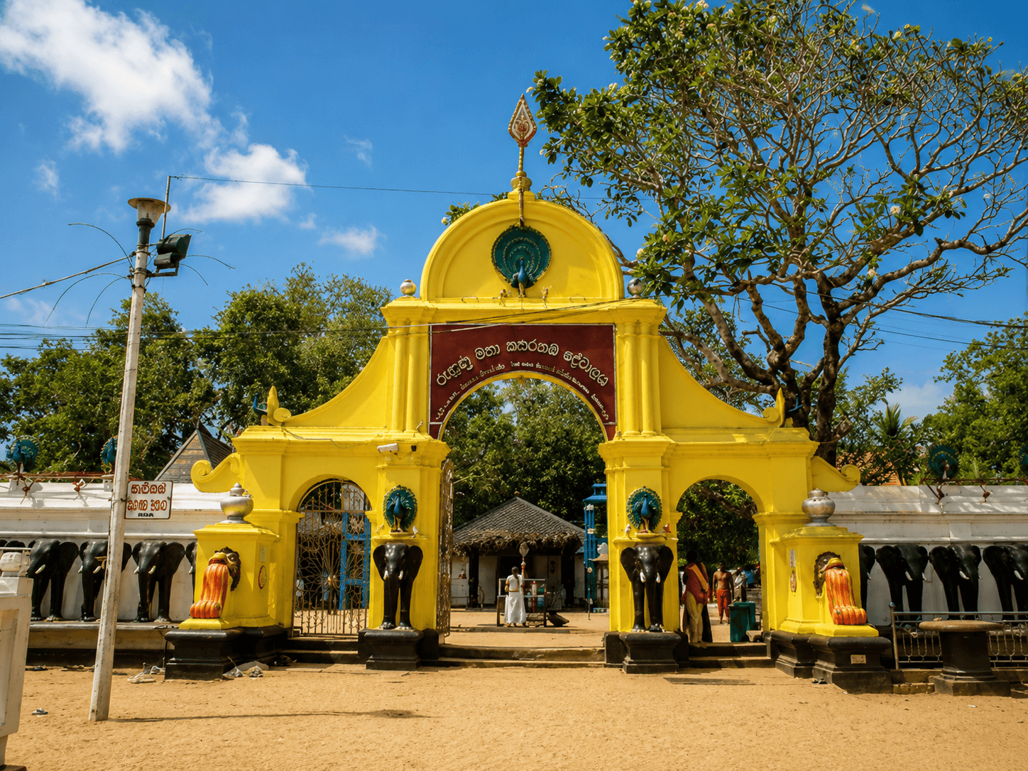 The Religions of Sri Lanka: Four Faiths on One Island — Sri Lanka travel story by Lankan Stays & Trails