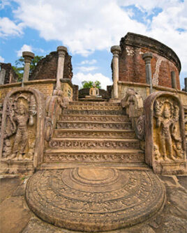 Polonnaruwa-Watadage-Sri-Lanka